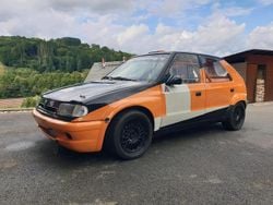 Orange Gebraucht 1995 Skoda Felicia Limousine | 10.880 €