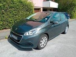 Braun Gebraucht 2016 Peugeot 208 Active Kleinwagen | 5.050 € (Guter Preis)