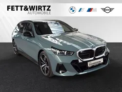 Cape york green metallic Gebraucht 2024 BMW i5 Comfort Edition Limousine | 76.800 € (Teuer)