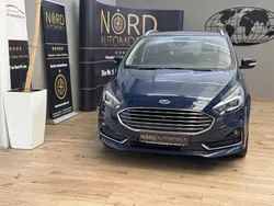 Blau Gebraucht 2020 Ford S-MAX S Van / Kleinbus | 18.449 €