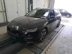 Blackmagic perleffekt (metallic) Gebraucht 2021 Skoda Octavia RS Limousine | 31.880 € (Etwas zu teuer)