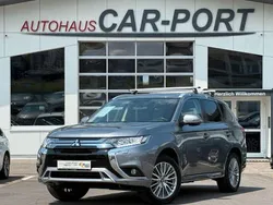 Grau Gebraucht 2021 Mitsubishi Outlander P-HEV Basis SUV | 24.990 € (Fairer Preis)