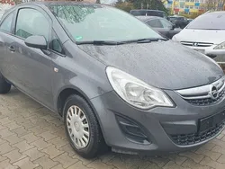 Grau Gebraucht 2012 Opel Corsa Selection Kleinwagen | 4.000 € (Etwas zu teuer)