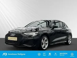 Mythosschwarz metallic Gebraucht 2023 Audi A3 S-Line Limousine | 31.900 € (Fairer Preis)