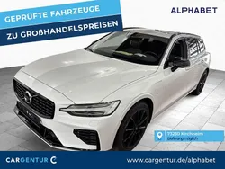 Weiß Gebraucht 2021 Volvo V60 R-Design Kombi | 26.997 € (Guter Preis)