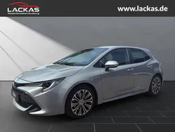 Grau Gebraucht 2019 Toyota Corolla Hybrid Club Limousine | 19.990 € (Fairer Preis)