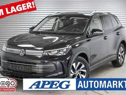 Deep black Neu 2024 VW Tiguan Life SUV | 37.990 €
