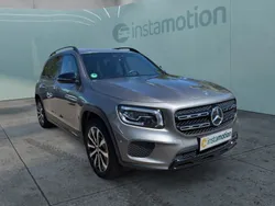 Mercedes GLB220
