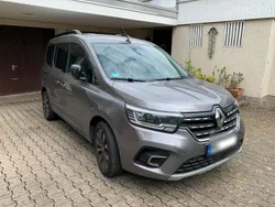 Grau Gebraucht 2024 Renault Kangoo Van / Kleinbus | 25.000 € (Superpreis)