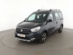 Grau Gebraucht 2018 Dacia Dokker Celebration Van | 15.620 € (Fairer Preis)