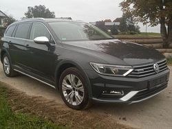 Grau Gebraucht 2019 VW Passat Alltrack Kombi | 21.800 € (Guter Preis)