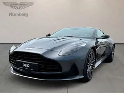 Grau Gebraucht 2024 Aston Martin DB12 Coupé | 252.900 € (Teuer)