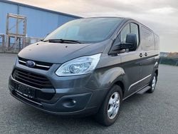 Grau Gebraucht 2017 Ford Tourneo Titanium Van / Kleinbus | 16.999 € (Superpreis)