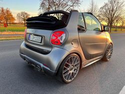 Grau Gebraucht 2017 Smart ForTwo Cabrio Brabus Cabrio | 24.900 €