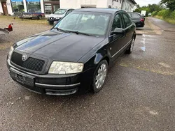 Schwarz Gebraucht 2003 Skoda Superb Comfort Limousine | 1.199 € (Superpreis)