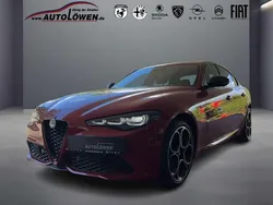 Rot Gebraucht 2023 Alfa Romeo Giulia Competizione Limousine | 38.850 € (Fairer Preis)
