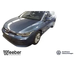 Anemonenblau (metallic) Gebraucht 2024 VW Golf VIII Life Kombi | 24.390 € (Guter Preis)