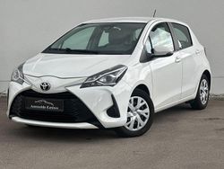 Weiß Gebraucht 2018 Toyota Yaris Comfort Limousine | 5.999 € (Teuer)