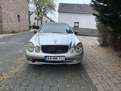 Gebraucht 2006 Mercedes E270 Avantgarde Limousine | 2.000 € (Fairer Preis)