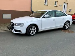 Weiß Gebraucht 2012 Audi A4 Limousine | 7.950 € (Guter Preis)