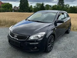 Schwarz Gebraucht 2012 Kia ProCeed Vision Kleinwagen | 3.690 €