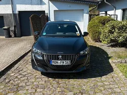 Schwarz Gebraucht 2023 Peugeot 208 Kleinwagen | 17.000 € (Fairer Preis)