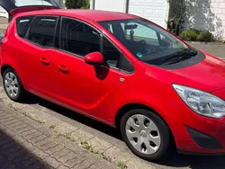 Rot Gebraucht 2011 Opel Meriva Innovation Van / Kleinbus | 5.200 € (Guter Preis)