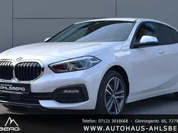 Mineralweiss Gebraucht 2023 BMW 118 Advantage Kleinwagen | 25.900 € (Fairer Preis)