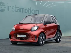Rot Gebraucht 2022 Smart ForTwo Electric Drive Cabrio | 15.668 € (Teuer)