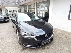 Jet black (metallic) Gebraucht 2024 Mazda 6 Exclusive-Line Kombi | 29.490 € (Guter Preis)