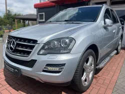Silber Gebraucht 2011 Mercedes ML350 Edition SUV | 11.990 € (Guter Preis)