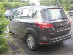 Grau Gebraucht 2016 Ford B-MAX Colourline Van / Kleinbus | 7.499 € (Guter Preis)