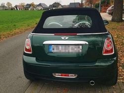 Grün Gebraucht 2015 Mini Cooper Kleinwagen | 12.500 € (Fairer Preis)