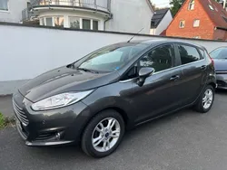 Grau Gebraucht 2017 Ford Fiesta Titanium Kleinwagen | 5.700 € (Guter Preis)