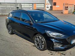 Schwarz Gebraucht 2019 Ford Focus ST-Line Kombi | 13.800 € (Fairer Preis)