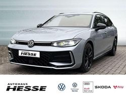 Andere farbe Gebraucht 2024 VW Passat R-line Kombi | 41.990 € (Teuer)