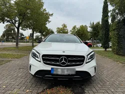 Weiß Gebraucht 2019 Mercedes GLA180 SUV | 18.700 € (Fairer Preis)