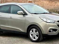 Beige Gebraucht 2010 Hyundai ix35 Premium SUV | 7.499 € (Fairer Preis)