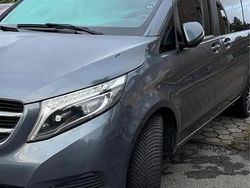 Grau Gebraucht 2017 Mercedes E250 Kombi | 30.950 €