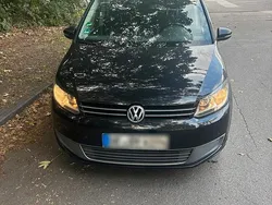 Schwarz Gebraucht 2012 VW Touran Van / Kleinbus | 5.200 € (Guter Preis)