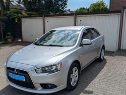 Grau Gebraucht 2010 Mitsubishi Lancer Limousine | 5.300 € (Fairer Preis)