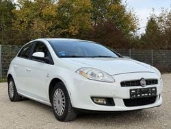 Weiß Gebraucht 2009 Fiat Bravo Racing Kleinwagen | 3.490 € (Fairer Preis)