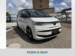 Candyweiß / deep black perleffekt Gebraucht 2025 VW Multivan Van | 56.940 € (Etwas zu teuer)