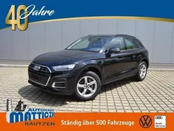 Schwarz (mythosschwarz metallic) Gebraucht 2021 Audi Q5 Basis SUV | 35.639 € (Fairer Preis)