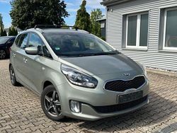 Silber Gebraucht 2014 Kia Carens Edition 7 Van / Kleinbus | 3.499 € (Superpreis)