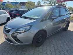 Silber Gebraucht 2015 Opel Zafira Tourer Style Van / Kleinbus | 7.990 € (Fairer Preis)