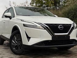 Weiß Gebraucht 2023 Nissan Qashqai Acenta SUV | 20.999 € (Superpreis)
