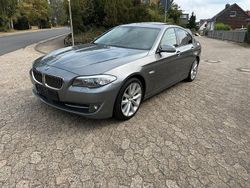 Grau Gebraucht 2012 BMW 535 Sport Line Limousine | 6.950 €