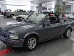 Grau Gebraucht 1988 Ford Escort Cabriolet Cabrio | 14.600 €