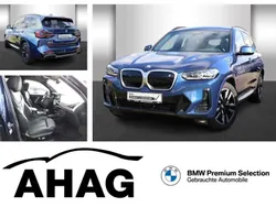Schwarz Gebraucht 2022 BMW iX3 Shadowline SUV | 41.780 € (Fairer Preis)